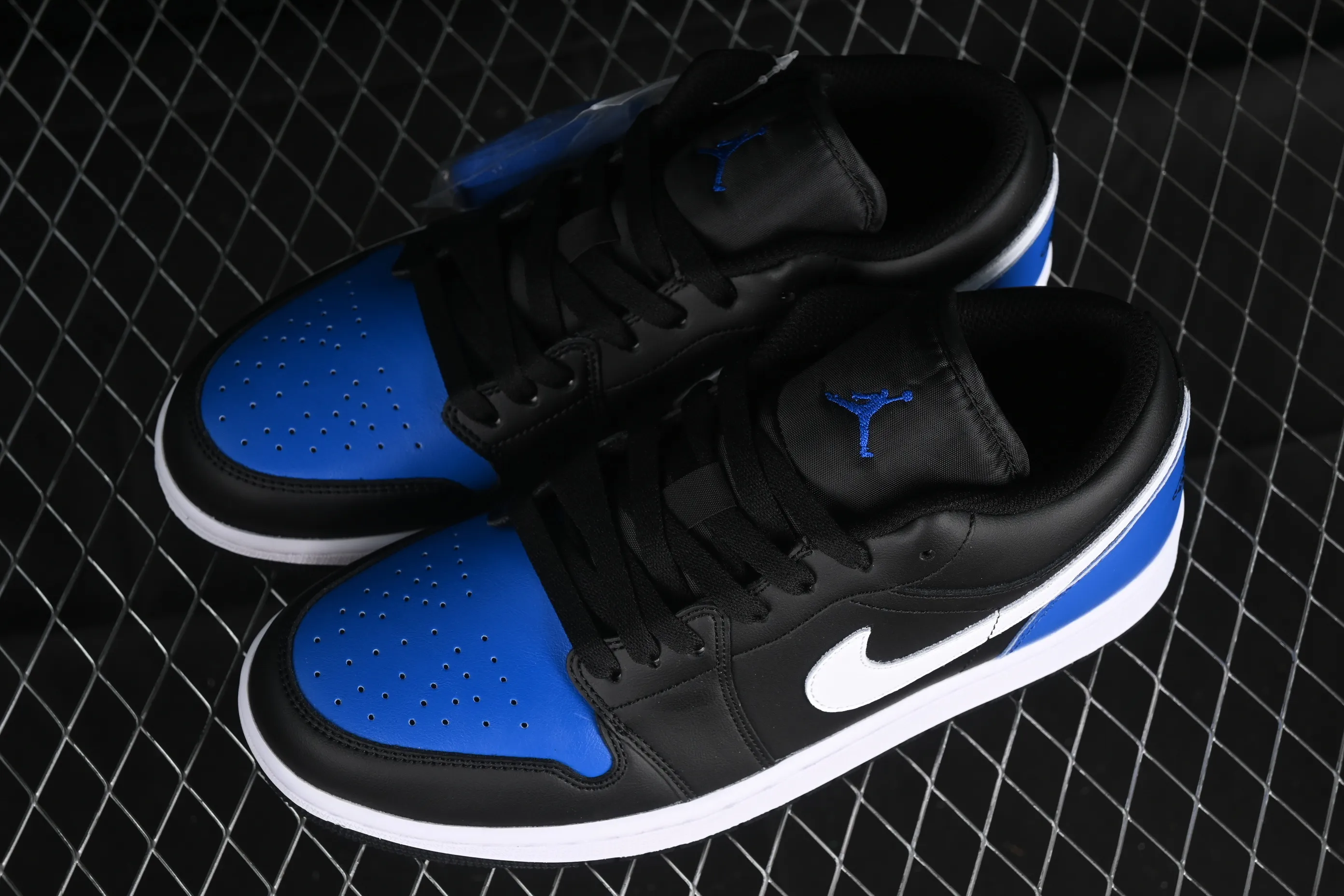 All categories Air Jordan Jordan series basketball shoes Air Jordan 1 Low Air Jordan 1 Low AJ1 Joe 1 black and blue low-top retro basketball shoes 553558-042